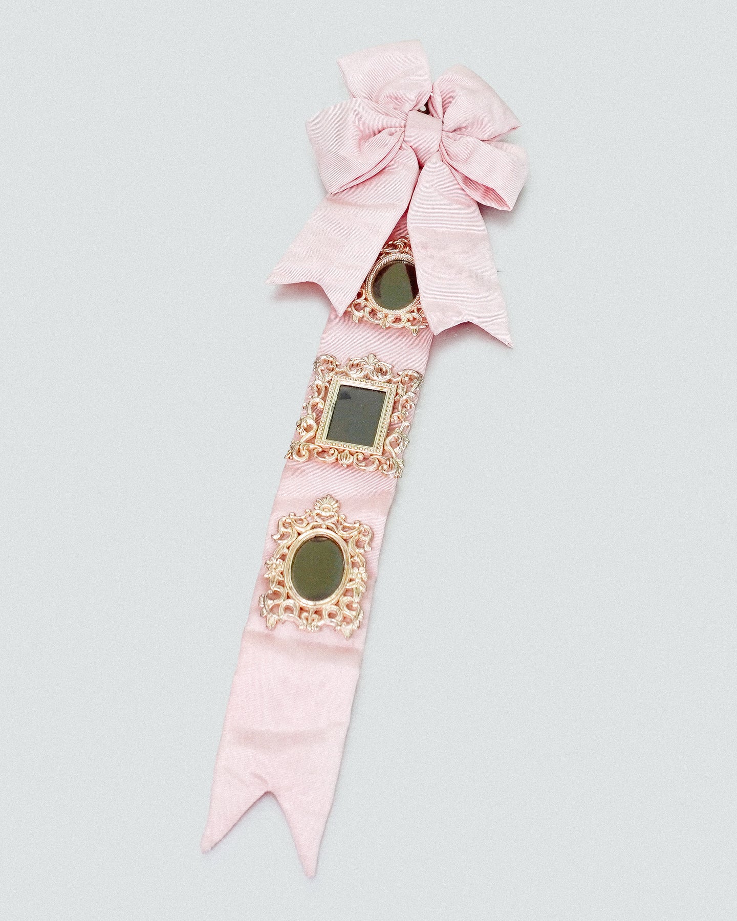 Antique XXL Good Girl Bow Clip with Fillable Picture Frames